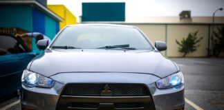 Ile waży Mitsubishi Grandis?