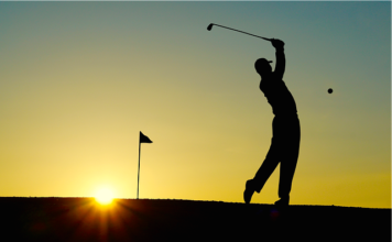 Ile koni ma golf 5 1.6 benzyna?