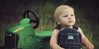 Czy można jeździć traktorem bez prawa jazdy?