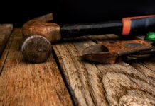 Jaki silnik ma Hammer?