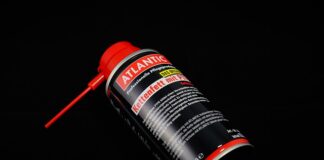 Czy smarować prowadnice zacisków?