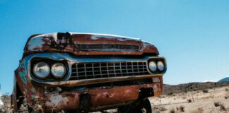 Skup i złomowanie aut w miastach portowych